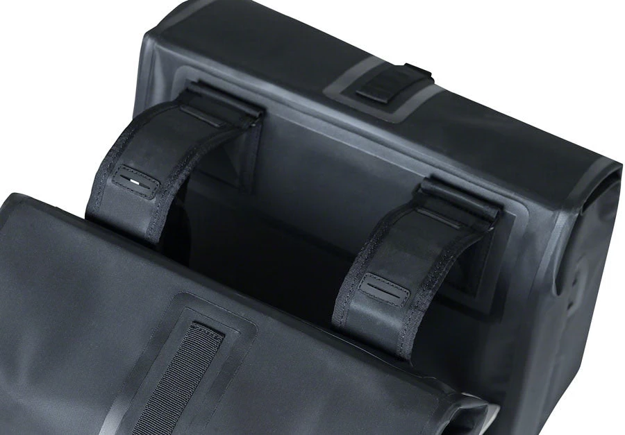 Basil Urban Dry | Pannier Bags - Image 4