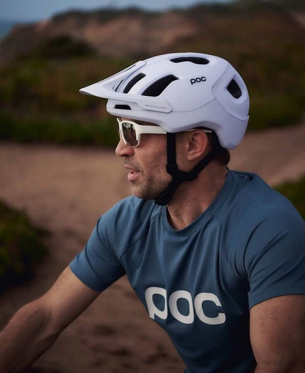 POC Axion SPIN Helmet 2022 | Road Helmets - Image 3