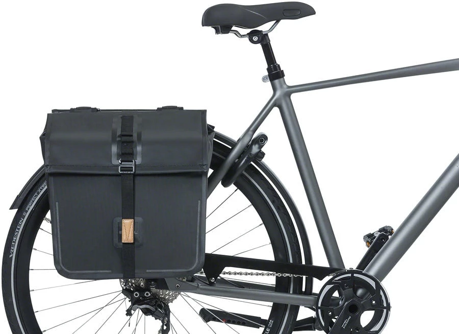 Basil Urban Dry | Pannier Bags - Image 8